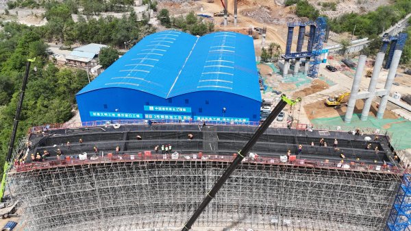 上证速配 108新线高速公路建设“五一”不停歇，全线即将搭起首个箱梁